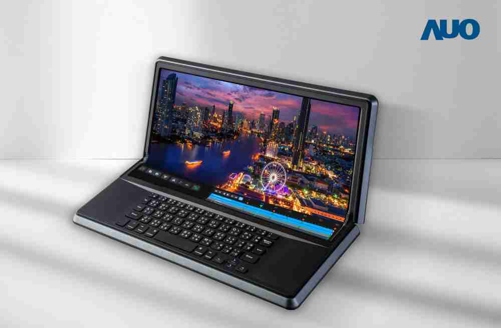 尊龙z614.6吋Micro LED折迭显示屏幕，，，，搭配半径4mm的弯折绞炼，，，，以及高画素、、高亮度、、、高对比度的显示技术特点，，，即便在大视角下仍保有绝佳色相与亮度